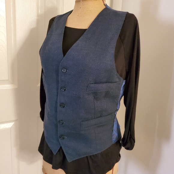 Blue vest button closure EUC 4 pockets unisex - Picture 7 of 8